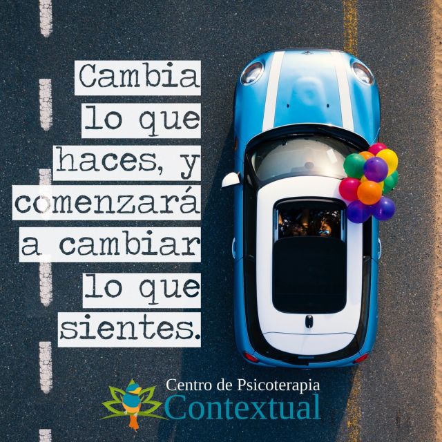 Para cambiar lo que piensa y siente una persona, es necesario cambiar lo que hace; esto no sucede al revés. Esperar a sentirmse mejor para comenzar a hacer las cosas que nos aproximan a una vida con propósito es, precisamente, un proceso de mantenimiento el cual, la terapia de activación conductual, busca irrumpir. No siempre podemos controlar lo que sentimos (o lo que pensamos sobre lo que sentimos), pero sí podemos cambiar lo que hacemos, pues no hacerlo no hace más que deteriorar la depresión, que se caracteriza en su mantenimiento, por la inactividad y el aislamiento. Realiza una actividad, y la motivación y las emociones siguen después. No busques de manera directa y aprehensiva sentirte bien, ni una sensación en particular (estar a la expectativa de ello puede frustrante). Más bien busca hacer las cosas que hacías cuando te sentías bien, y continúa haciéndolas hasta que el compromiso con ellas haga crecer el bienestar en tí.  #estabilidademocional #ayudapsicologica #saludmentalyemocional #terapiapsicologica #terapia #terapiaenlinea #saludmentalparatodos #relaciones #emociones #terapias #psicoterapia #saludmental #terapiaonline #psicología